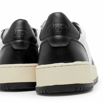 Autry Medalist Black White