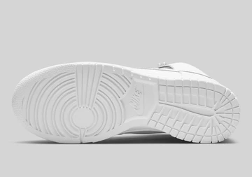 Nike Dunk High Pearl