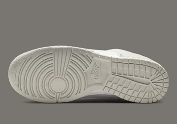 Nike Dunk Low Disrupt 2 Pale Ivory Außensohle komplett