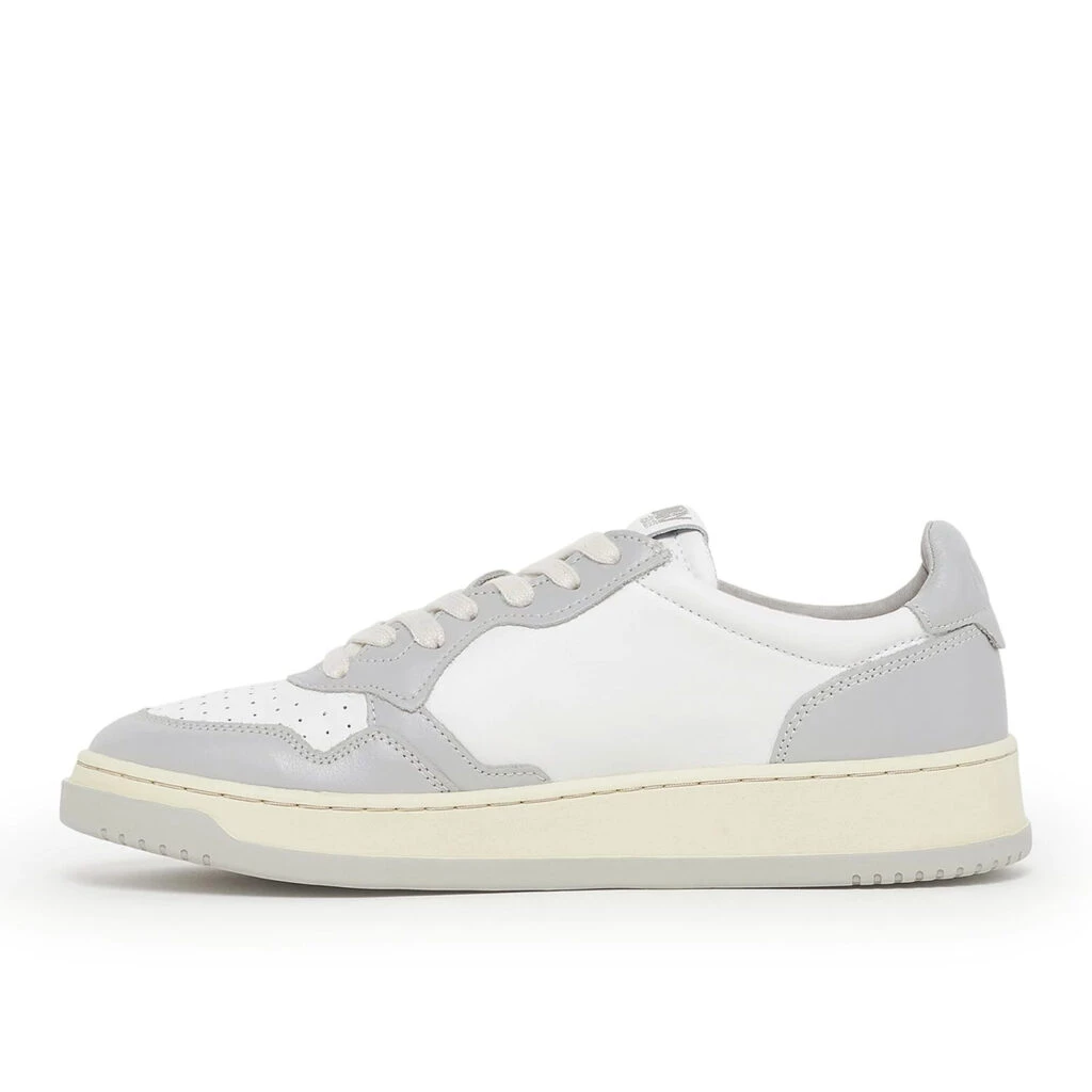 Autry Medalist Gray White AULMWB10 | Dead Stock
