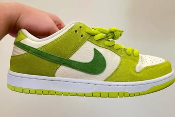 Nike SB Dunk Low Green Apple