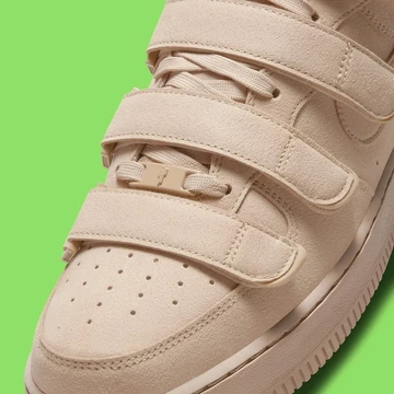 Billie Eilish Nike Air Force 1