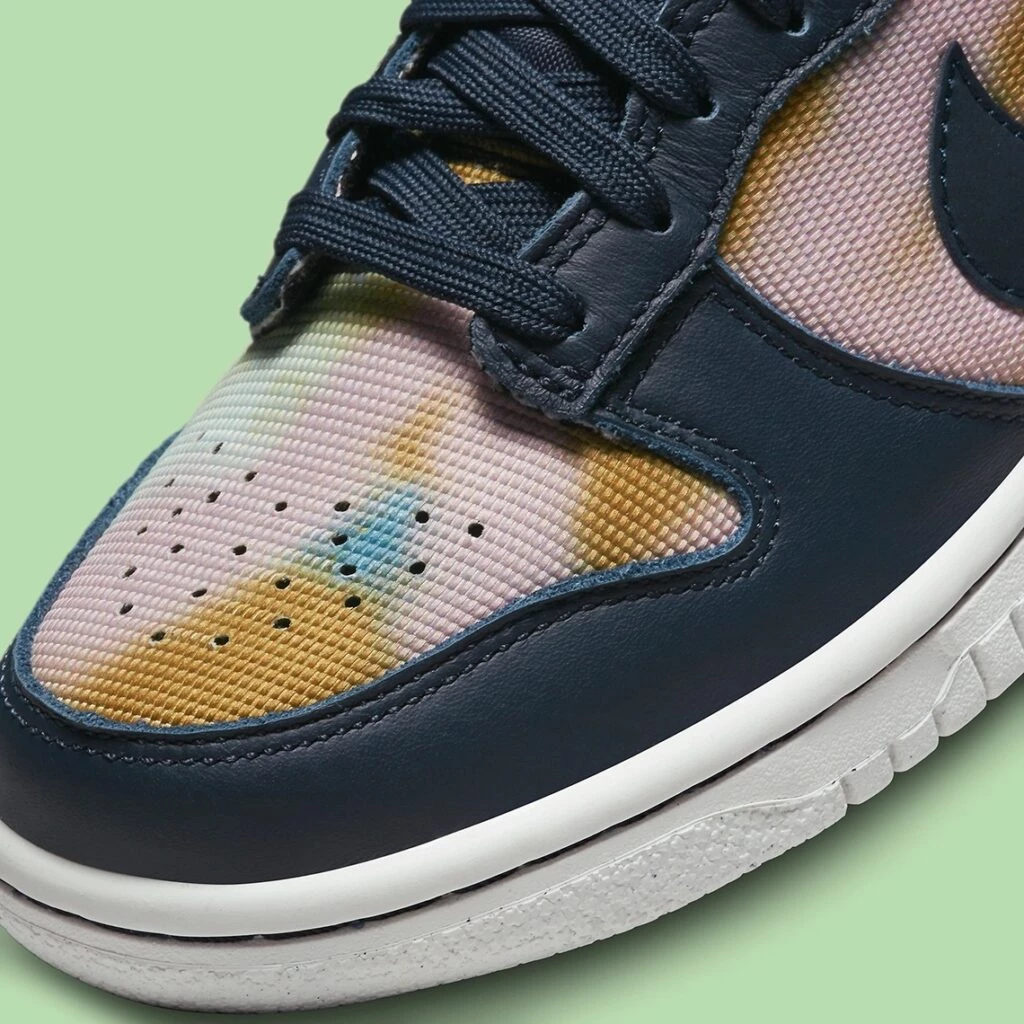 Nike Dunk Low Graffiti DM1051-400 | Dead Stock display picture 1