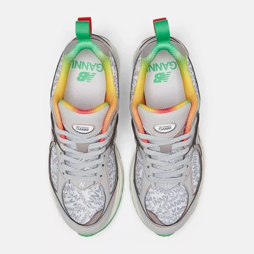 GANNI New Balance 2002R Rain Cloud Island Green