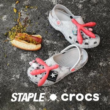 Staple Crocs Sidewalk Luxe Classic Clog
