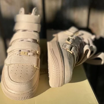 Billie Eilish Nike Air Force 1 - first look