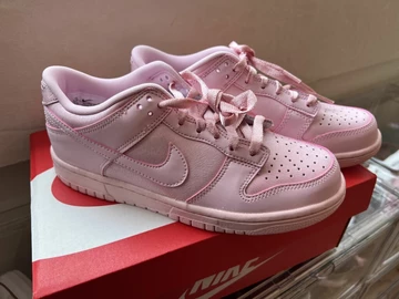 Dunk Low GS Prism Pink