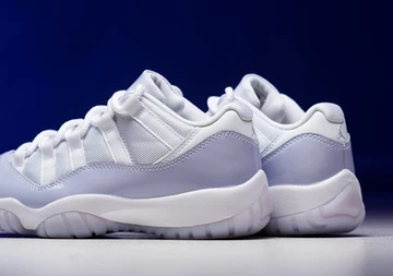 Jordan 11 Low Pure Violet