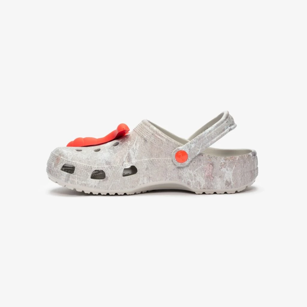 Staple Crocs Sidewalk Luxe Classic Clog 207917-90H | Dead Stock