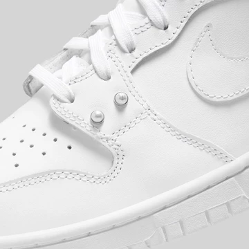 Nike Dunk High Pearl