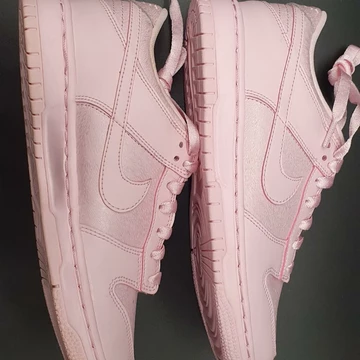 Dunk Low GS Prism Pink