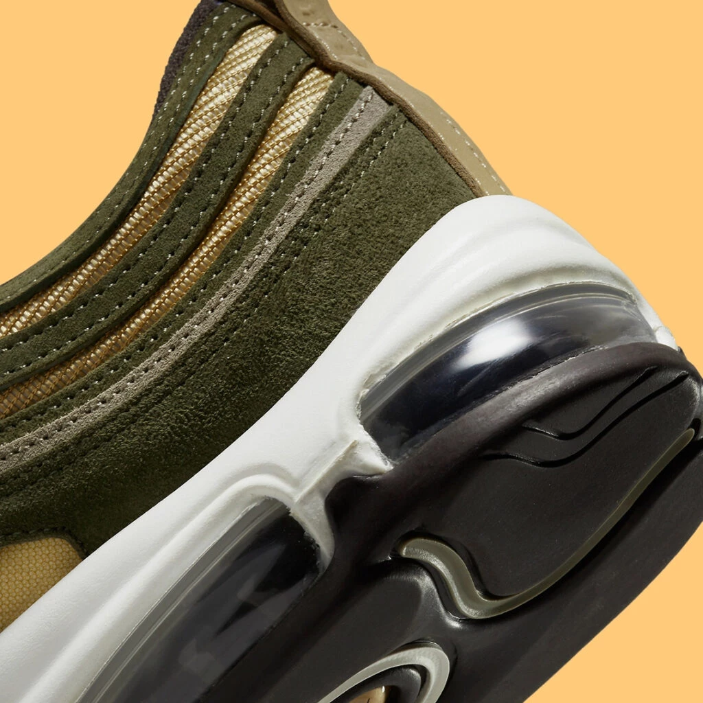 Air max 97 ultra 17 metallic gold online