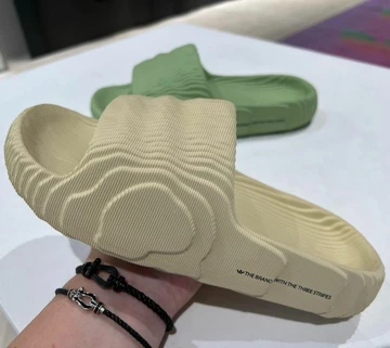 adidas Adilette 22 Desert Sand