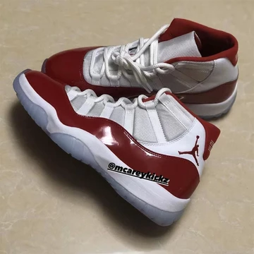Air Jordan 11 Cherry - Release in December 2022