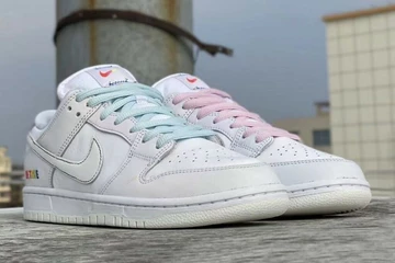 Nike SB Dunk Low Be True