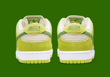 SB Dunk Low Sour Apple