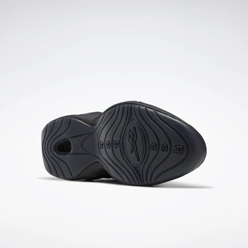 Maison Margiela x Reebok Question Mid Black