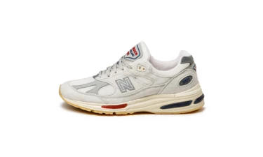 New Balance 991v2 Off White