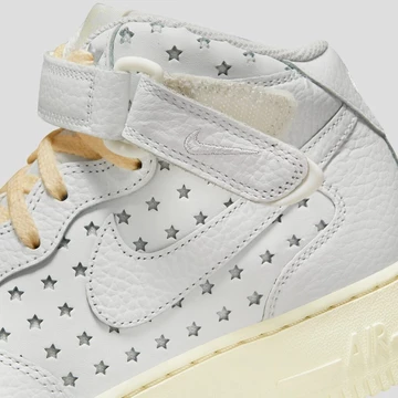 Air Force 1 Mid Star Shaped