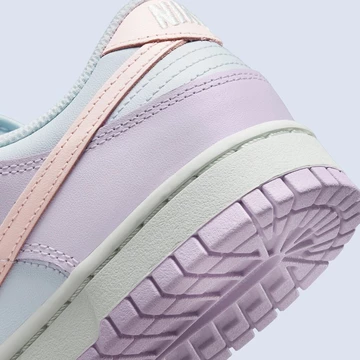 Dunk Low Easter 2022
