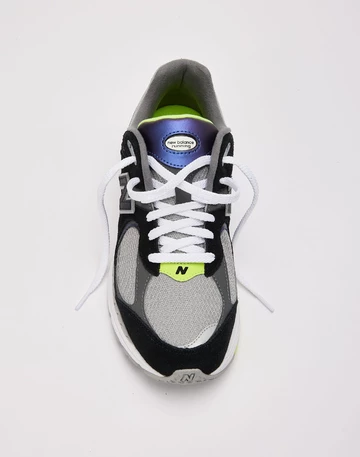 DTLR New Balance 2002R Purple Noir von oben