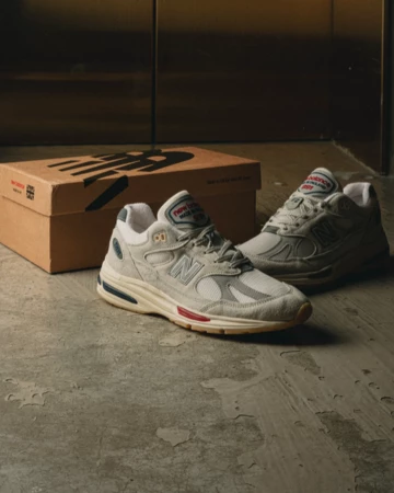 New Balance 991v2 Off White Mood mit Box