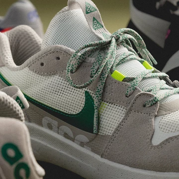Nike ACG Lowcate