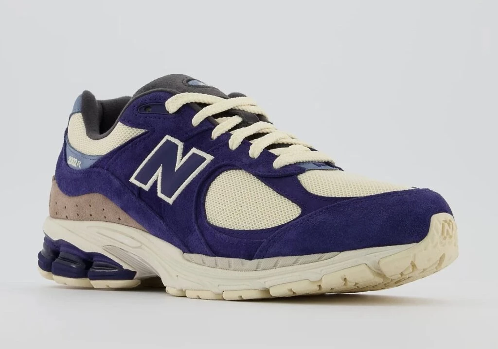 New Balance 2002R Light Cream Purple M2002RG | Dead Stock