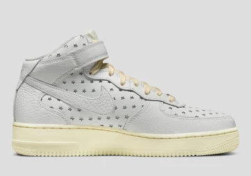 Air Force 1 Mid Star Shaped