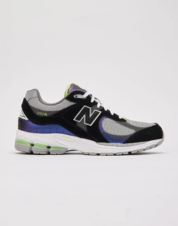 DTLR New Balance 2002R Purple Noir Außenseite
