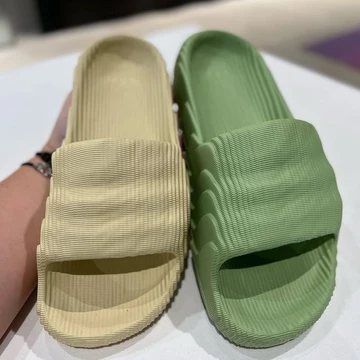 adidas Adilette 22 Desert Sand