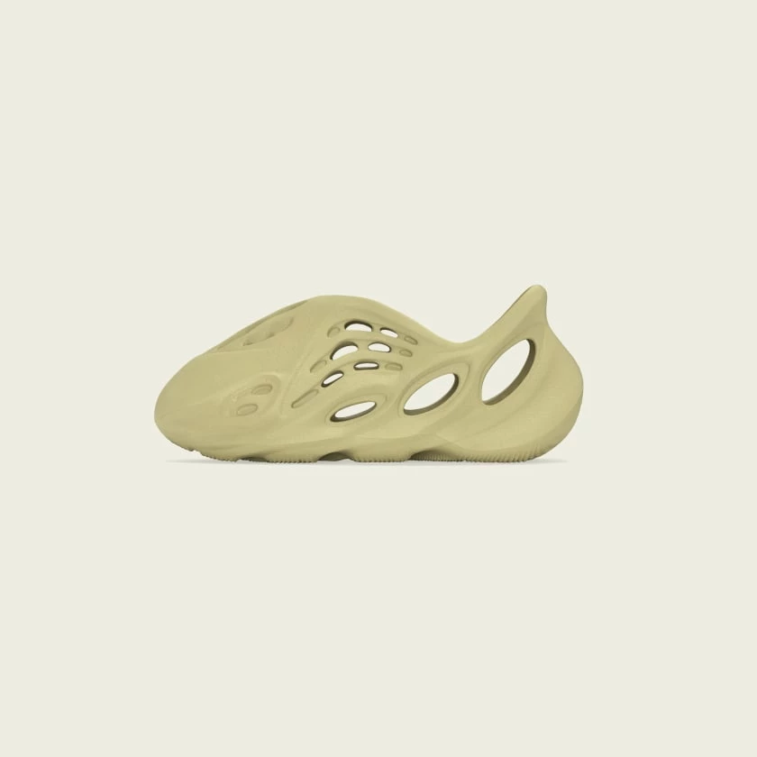 Yeezy Foam Runner Sulfur GV6775 | Dead Stock