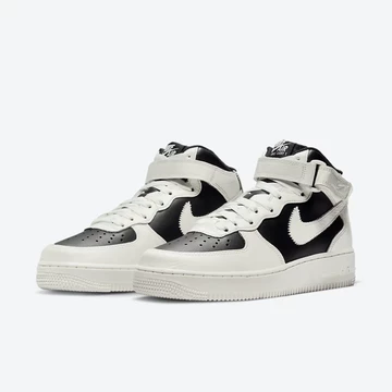 Air Force 1 Mid Reverse Panda