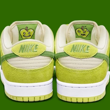 SB Dunk Low Sour Apple