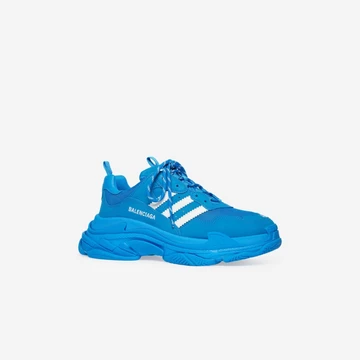 You can pre-order the adidas Balenciaga Triple S until May 29th