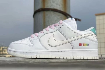 Nike SB Dunk Low Be True - first look