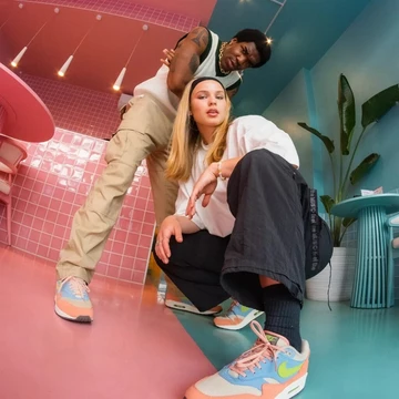 Air Max 1 Light Madder Root