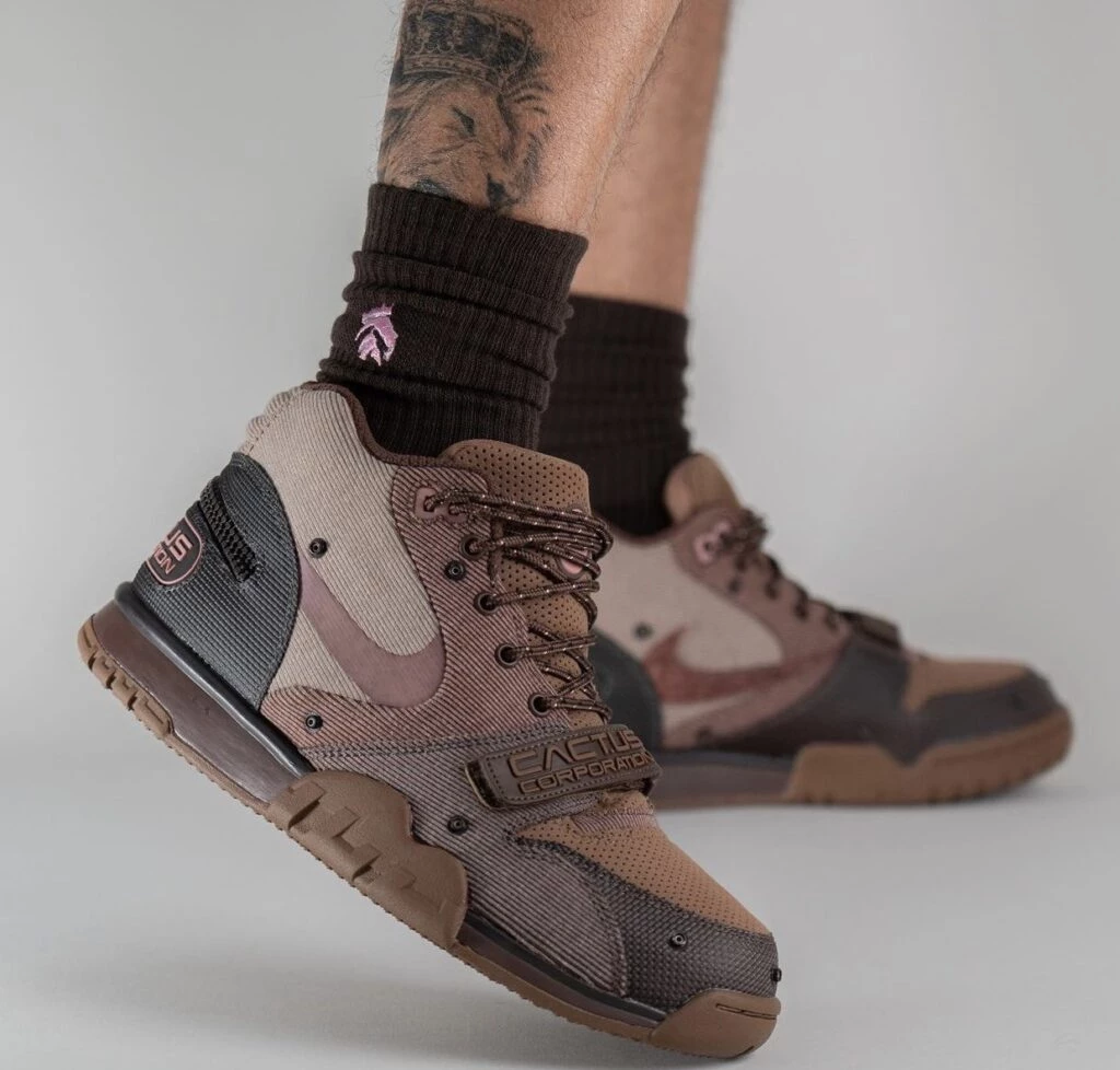 Travis Scott Nike Air Trainer 1 Wheat DR7515-200 | Dead Stock 