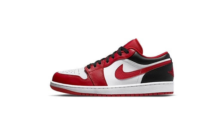 Jordan 1 Low Bulls