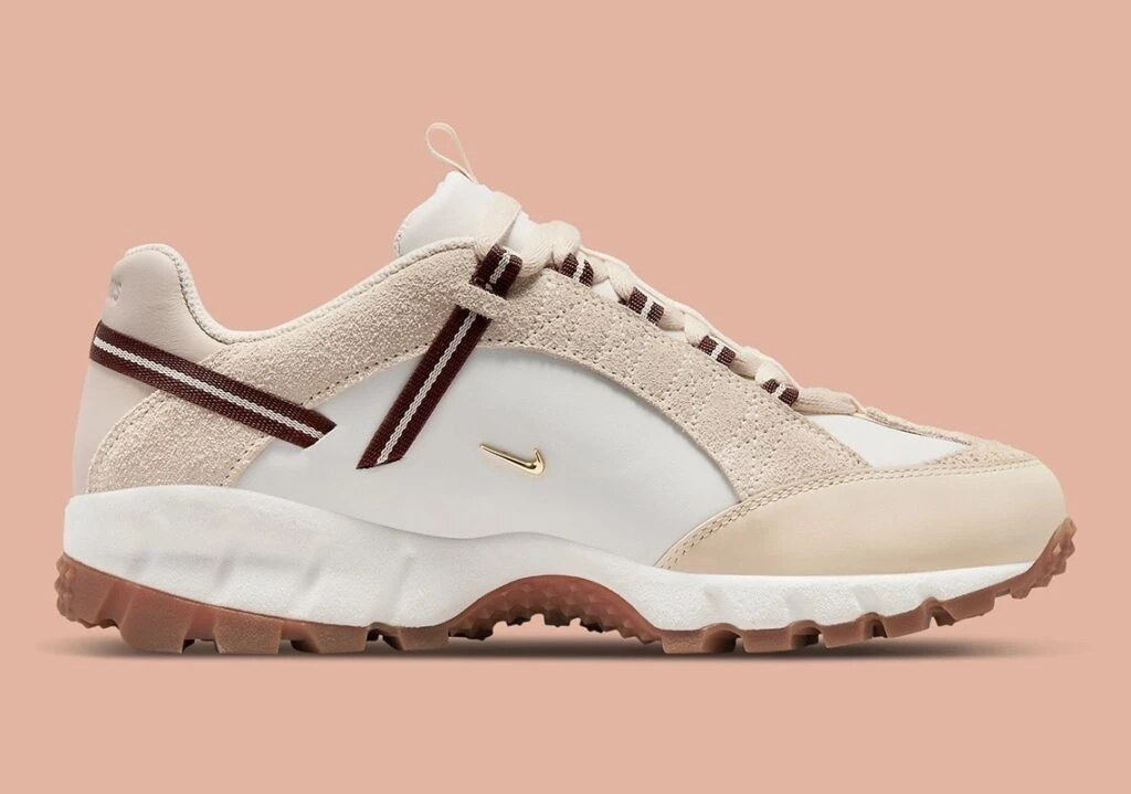 Jacquemus Nike Air Humara Light Bone DR0420-001 | Dead Stock