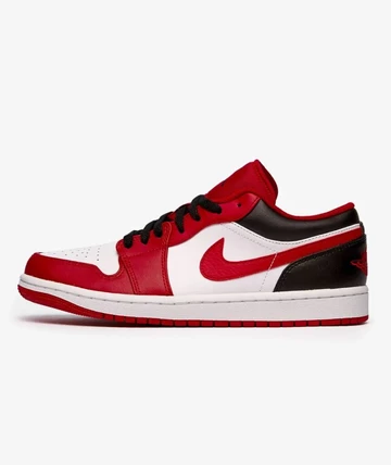 Jordan 1 Low Bulls