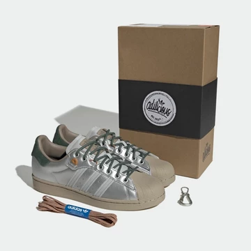 adidas Superstar Yanwai