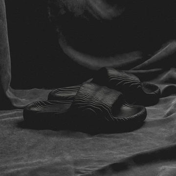 adidas Adilette 22 Carbon