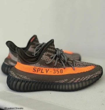 Yeezy Boost 350 Dark Beluga - Seite
