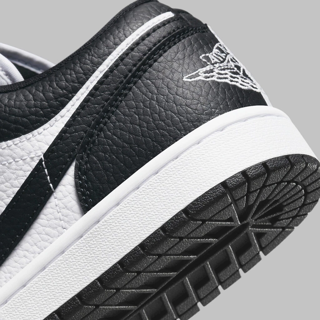 Jordan 1 Low Homage DR0502-101 | Dead Stock