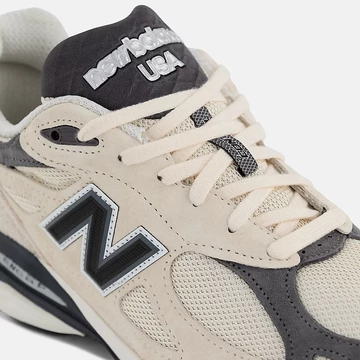 New Balance 990v3 Made in USA Moonbeam