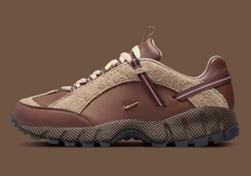 Jacquemus Nike Air Humara Ale Brown