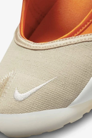 Nike Air Aqua Rift Magma Orange Rattan