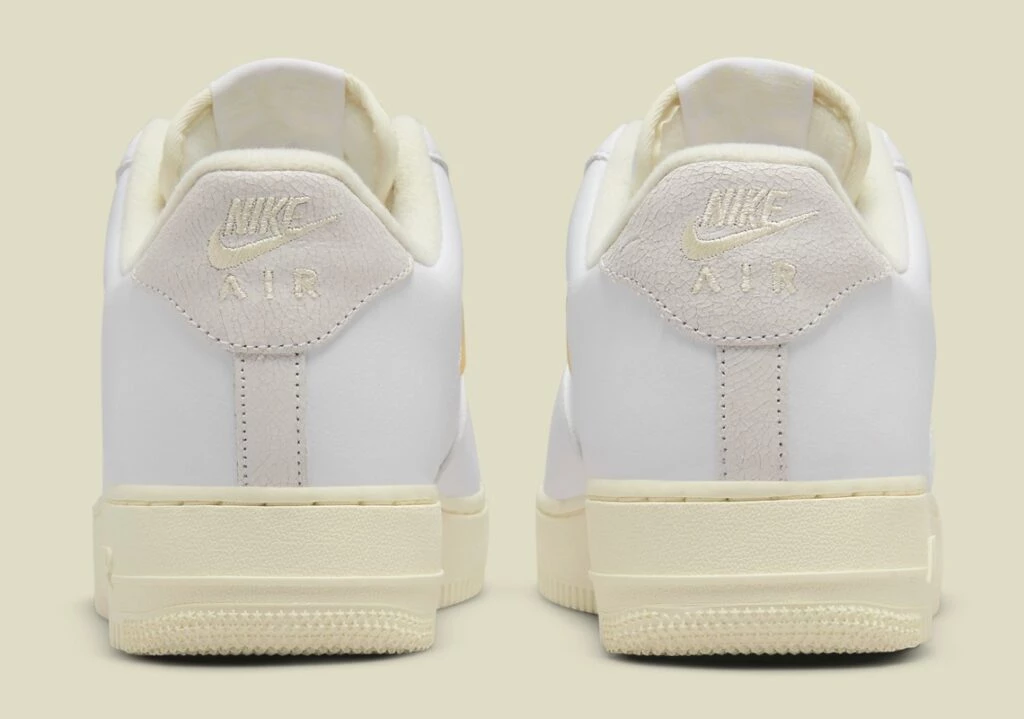 Air Force 1 ‘07 LX white/pale vanilla DEADSTOCK Nike | Shoes | Air Force 7 Lx Whitepale Vanilla Deadstock  main image 4