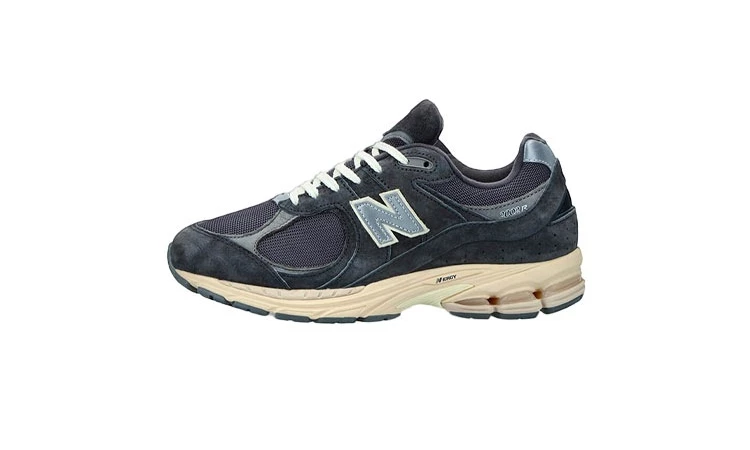 New Balance 2002R Phantom